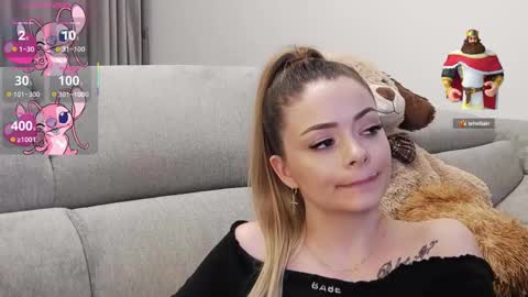 Snapshot of kailyn_moen01 chatting on 03-12-25, 12:10 Kailyn online show from 03-12-25, 12:10