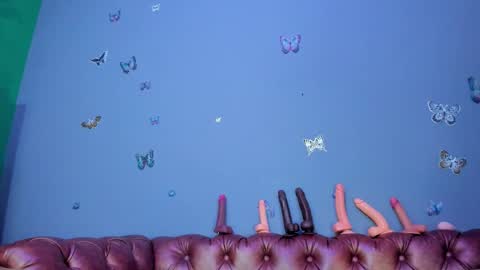 kaira_mosse_ online show from 12-22-25, 11:51