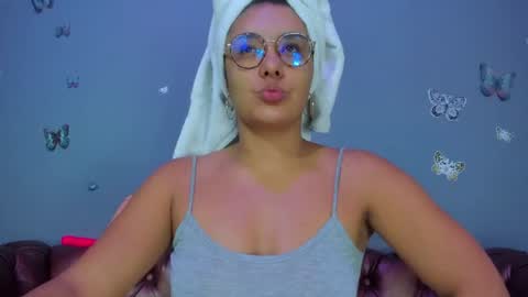 kaira_mosse_ online show from 07-18-26, 11:47