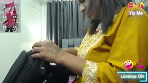 Kaira online show from 05-27-26, 11:51