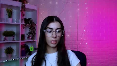 Snapshot of kaisy_star chatting on 09-30-25, 09:25 Kaisy online show from 09-30-25, 09:25