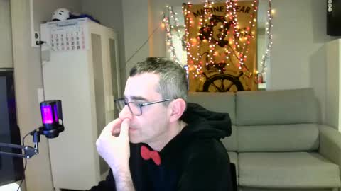 Snapshot of kalem48 chatting on 01-07-25, 05:01 MusicMen49 online show from 01-07-25, 05:01