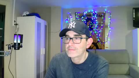 Snapshot of kalem48 chatting on 03-02-25, 10:05 MusicMen49 online show from 03-02-25, 10:05