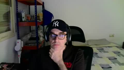 Snapshot of kalem48 chatting on 01-14-26, 10:47 MusicMen49 online show from 01-14-26, 10:47