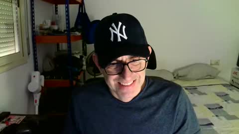 Snapshot of kalem48 chatting on 01-17-26, 02:55 MusicMen49 online show from 01-17-26, 02:55