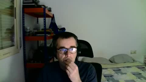 Snapshot of kalem48 chatting on 01-18-26, 11:41 MusicMen49 online show from 01-18-26, 11:41