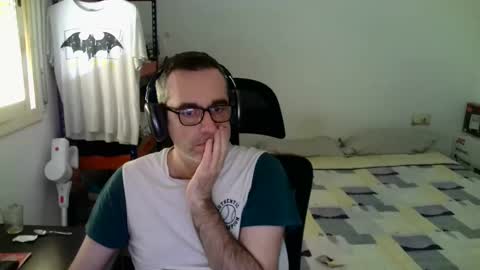 Snapshot of kalem48 chatting on 04-07-26, 06:58 MusicMen49 online show from 04-07-26, 06:58