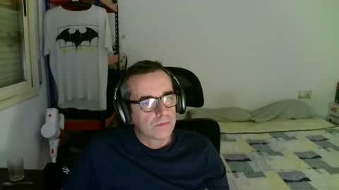 Snapshot of kalem48 chatting on 04-10-26, 10:14 MusicMen49 online show from 04-10-26, 10:14
