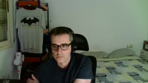 Snapshot of kalem48 chatting on 04-11-26, 11:31 MusicMen49 online show from 04-11-26, 11:31