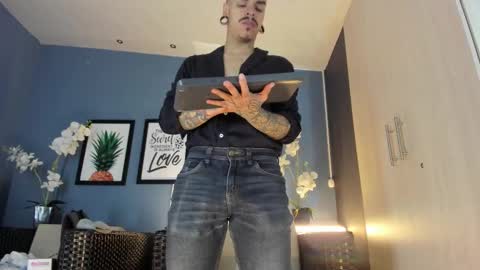 Kale online show from 11-23-25, 11:54