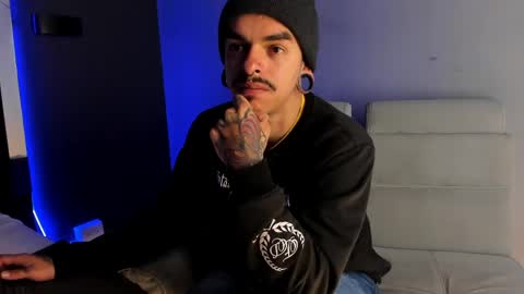 Snapshot of kaletattoos chatting on 05-04-26, 11:28 Kale online show from 05-04-26, 11:28