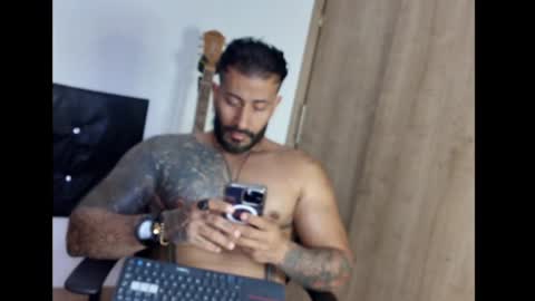 Snapshot of kaleth_price chatting on 03-03-25, 02:04 Kaleth Price online show from 03-03-25, 02:04