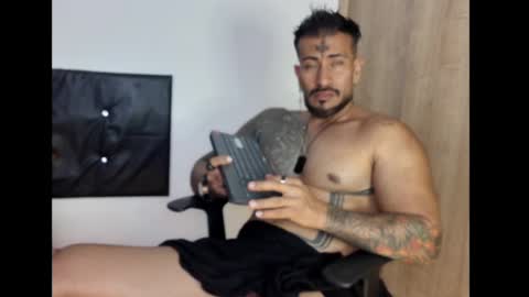 Snapshot of kaleth_price chatting on 03-06-25, 03:24 Kaleth Price online show from 03-06-25, 03:24