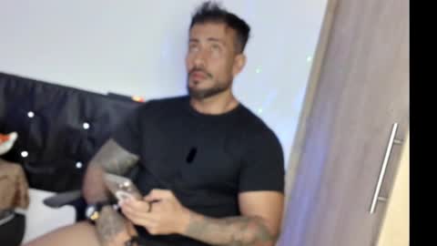 Snapshot of kaleth_price chatting on 03-10-25, 01:45 Kaleth Price online show from 03-10-25, 01:45