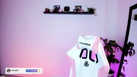 Kali Ka Please help me with your thumbs up its important   dont forget my birthday on October 26 online show from 11-24-25, 06:29