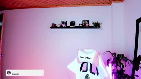 Kali Ka Please help me with your thumbs up its important   dont forget my birthday on October 26 online show from 11-29-25, 02:47