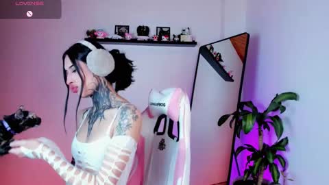 Kali Ka Please help me with your thumbs up its important   dont forget my birthday on October 26 online show from 03-20-26, 10:03