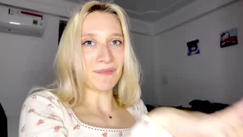 Snapshot of kali_the_goddess chatting on 02-28-25, 11:58 kali_the_goddess online show from 02-28-25, 11:58