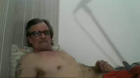 Snapshot of kalifornia91666 chatting on 01-01-25, 11:18 kalifornia91666 online show from 01-01-25, 11:18