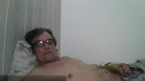 Snapshot of kalifornia91666 chatting on 01-14-25, 01:28 kalifornia91666 online show from 01-14-25, 01:28