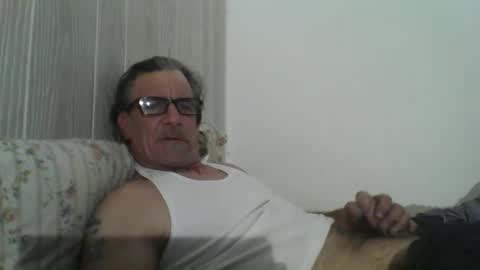 Snapshot of kalifornia91666 chatting on 01-27-25, 06:09 kalifornia91666 online show from 01-27-25, 06:09