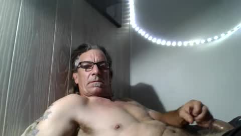 Snapshot of kalifornia91666 chatting on 10-09-25, 02:37 kalifornia91666 online show from 10-09-25, 02:37
