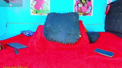 K A L I online show from 12-18-24, 06:21