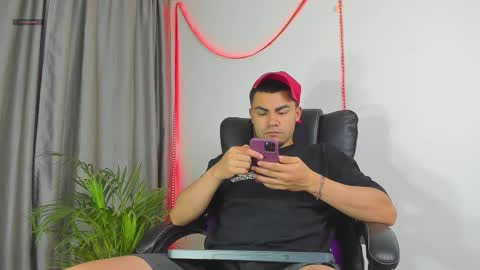 K A L I online show from 12-01-25, 08:08