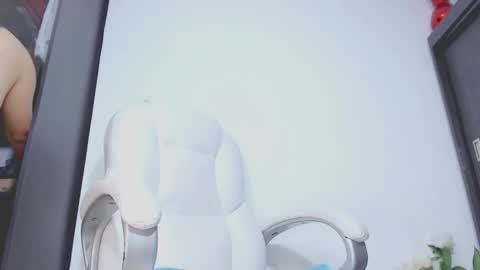 Hannah online show from 10-11-25, 02:55