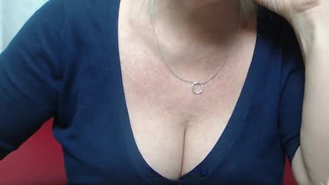 KamaliaSim online show from 01-19-25, 04:22