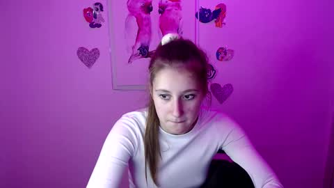 Snapshot of kamilla_love_ chatting on 09-27-25, 09:25 kamilla_love_ online show from 09-27-25, 09:25