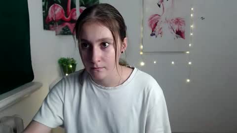 Snapshot of kamilla_love_ chatting on 10-09-25, 12:58 kamilla_love_ online show from 10-09-25, 12:58