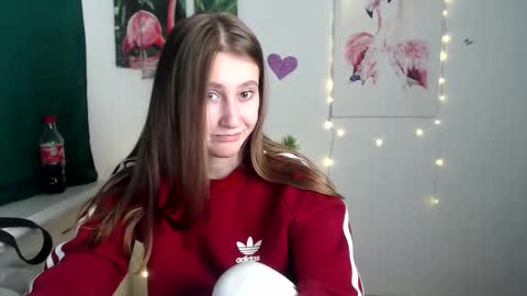 Snapshot of kamilla_love_ chatting on 10-10-25, 11:31 kamilla_love_ online show from 10-10-25, 11:31