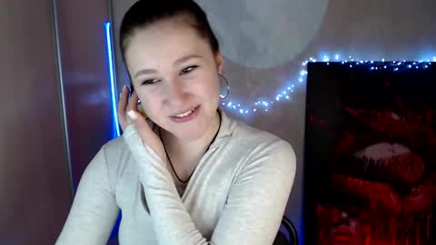 kamilla_love_ online show from 04-26-26, 12:14