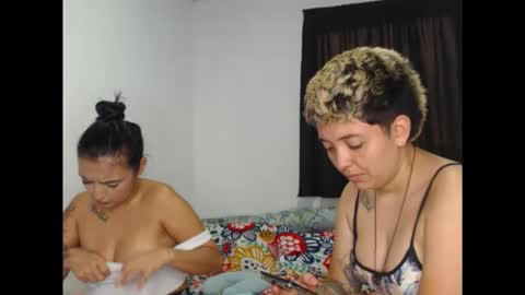 kammy   y   camila online show from 04-14-26, 12:33