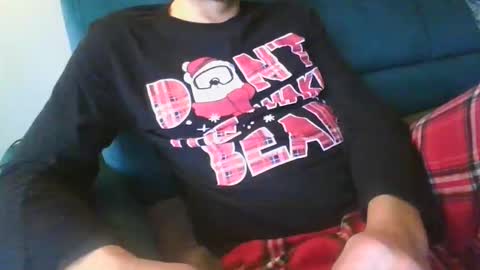 Snapshot of kanaletto chatting on 12-22-25, 08:55 Mario online show from 12-22-25, 08:55