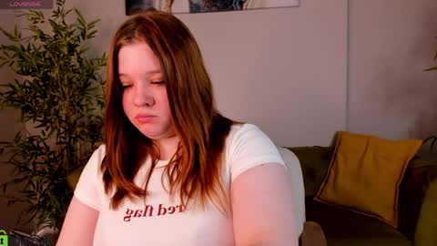 Snapshot of kandy_balls chatting on 05-16-26, 04:39 kandy_balls online show from 05-16-26, 04:39
