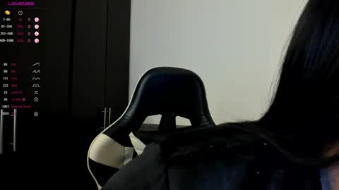 Snapshot of kandy_sub chatting on 12-17-25, 10:38 CAMILA IG Camila2oficial online show from 12-17-25, 10:38