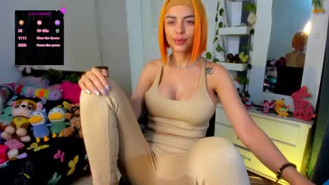 hello  Im Danni online show from 04-24-26, 01:35