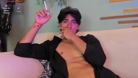 Snapshot of kane_del_toro chatting on 11-22-25, 01:43 kane_del_toro online show from 11-22-25, 01:43