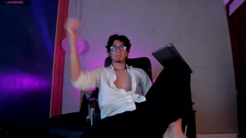 Snapshot of kane_del_toro chatting on 12-04-25, 07:06 kane_del_toro online show from 12-04-25, 07:06