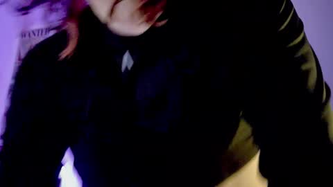 Snapshot of kanne_goth chatting on 12-05-25, 01:14 online show from 12-05-25, 01:14