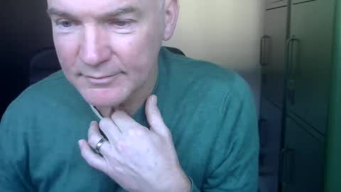 Snapshot of kapitein_rob chatting on 01-11-25, 10:51 Robbie online show from 01-11-25, 10:51