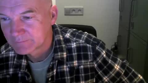 Snapshot of kapitein_rob chatting on 01-13-25, 05:23 Robbie online show from 01-13-25, 05:23