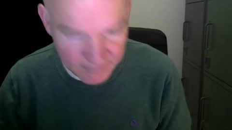 Snapshot of kapitein_rob chatting on 12-04-25, 06:01 Robbie online show from 12-04-25, 06:01