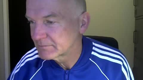 Snapshot of kapitein_rob chatting on 04-13-26, 04:40 Robbie online show from 04-13-26, 04:40