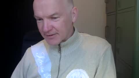 Snapshot of kapitein_rob chatting on 04-14-26, 05:02 Robbie online show from 04-14-26, 05:02