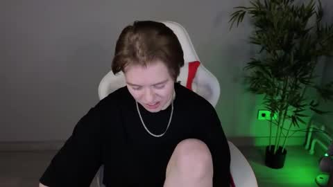 Karen online show from 03-02-26, 09:27