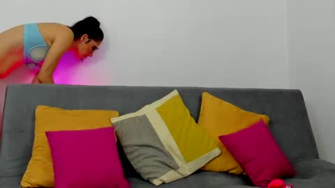 Karen online show from 03-27-26, 12:05