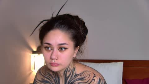 Snapshot of karenhotflirt chatting on 05-20-26, 02:45 karenhotflirt online show from 05-20-26, 02:45